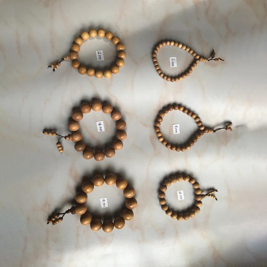Sandalwood bead bracelet