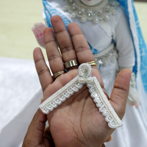White Mathapatti for Radha Rani