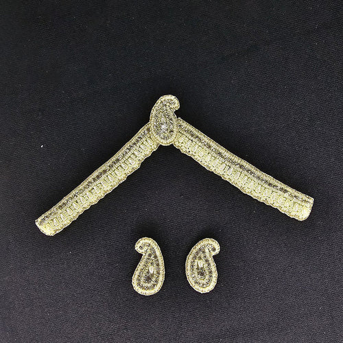 White Stone Mathapatti Earrings