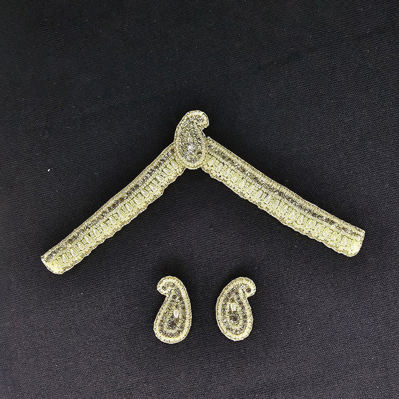 White Stone Mathapatti Earrings