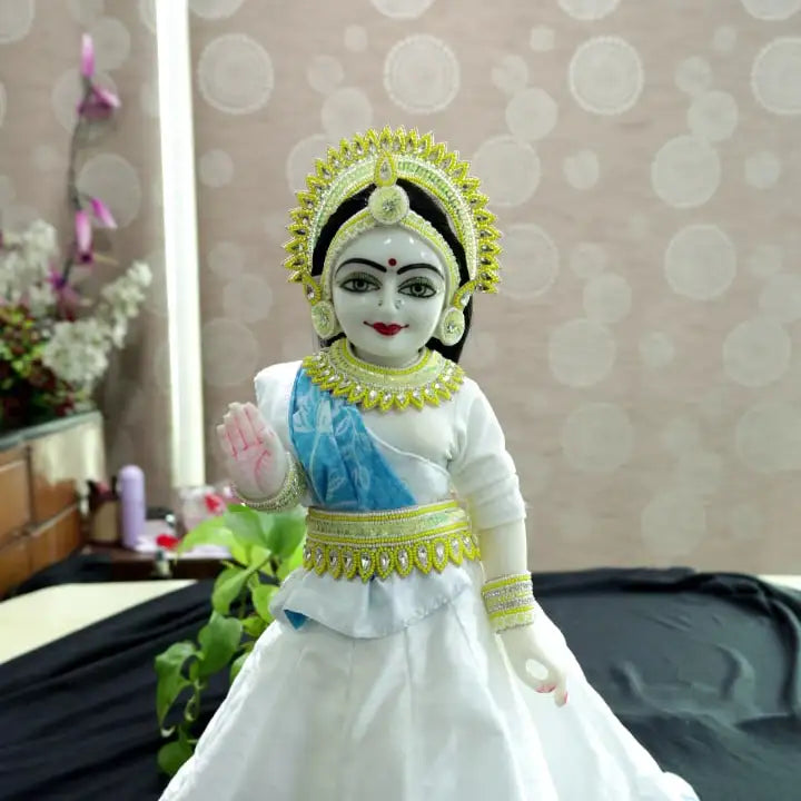 Yellow Jewellery Set for Radha Rani