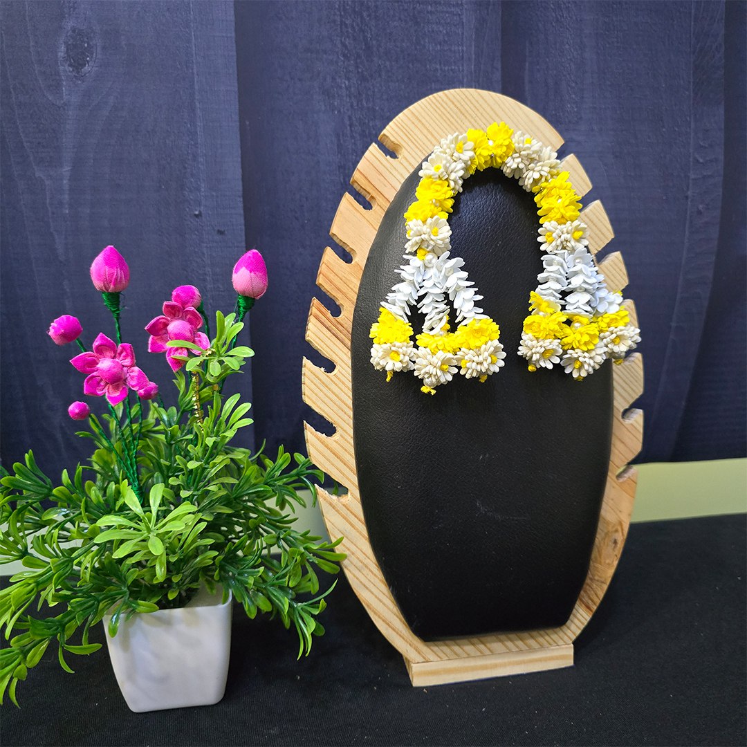 Buy Yellow White Chandrika
