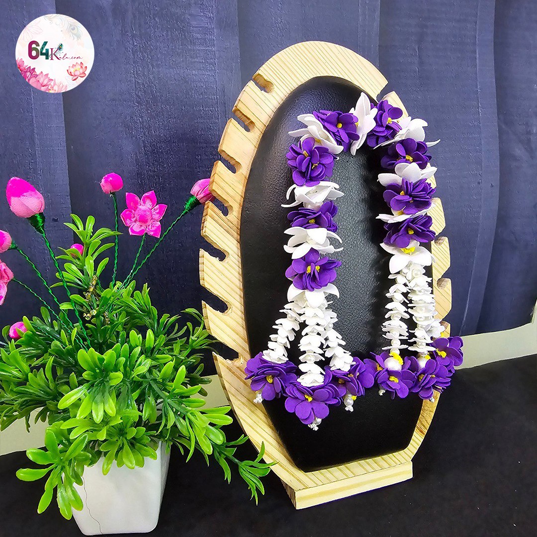 Handcrafted Flower Chandrika