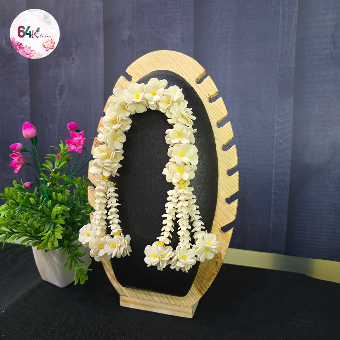 Handmade white flower Chandrika