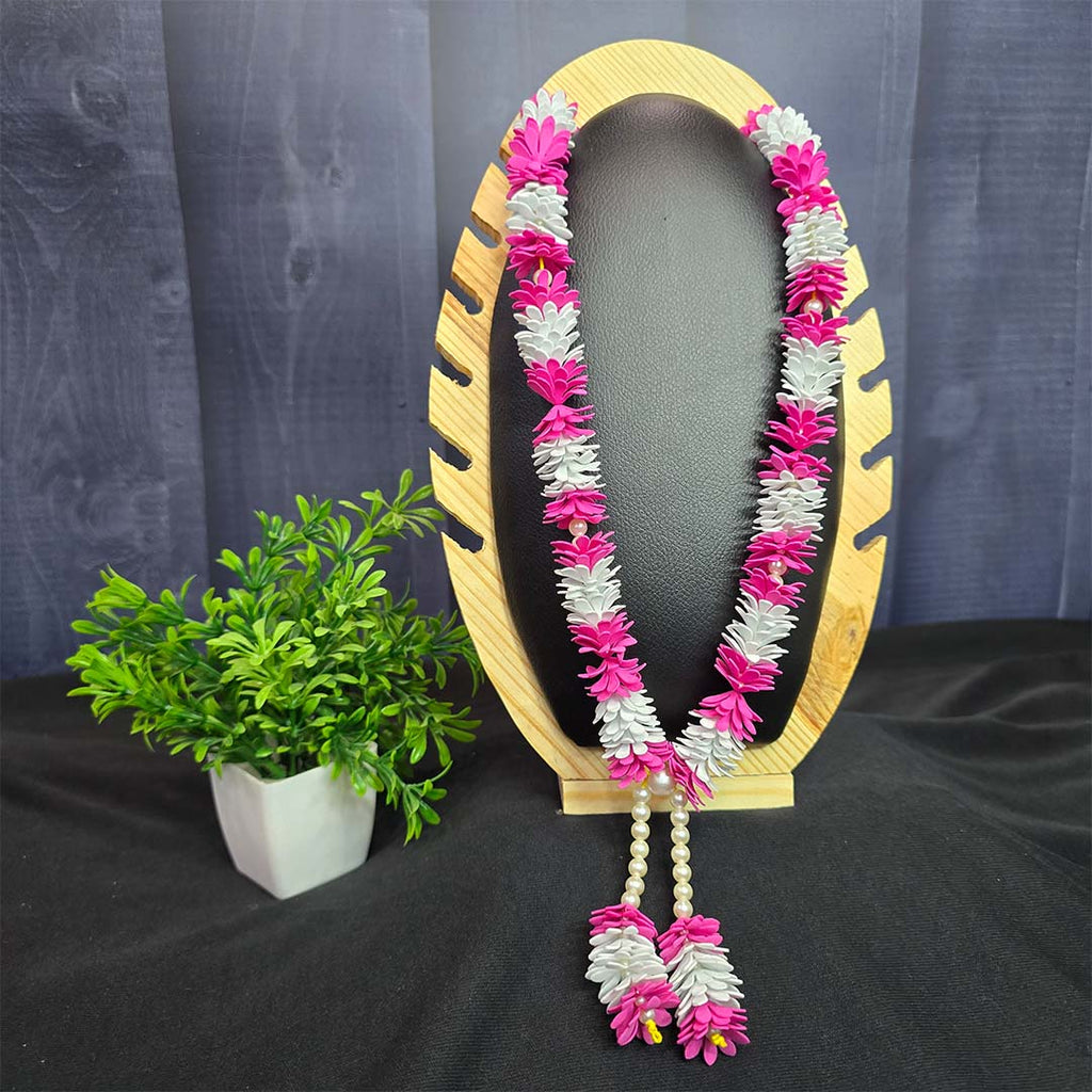 Pink white garlands for weddings