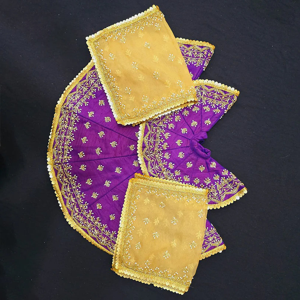 Thakur ji and Radha Rani Poshak