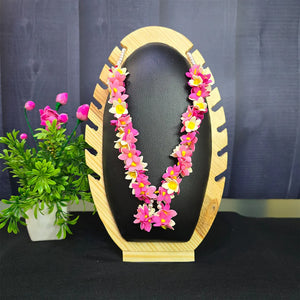 White and Pink Garland